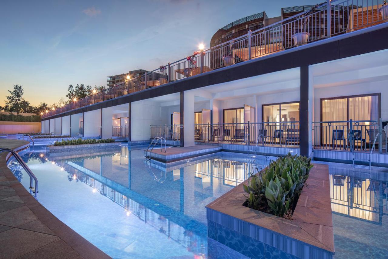 Nirvana Cosmopolitan Hotel - Convention & Sports Center Antalya Exterior photo